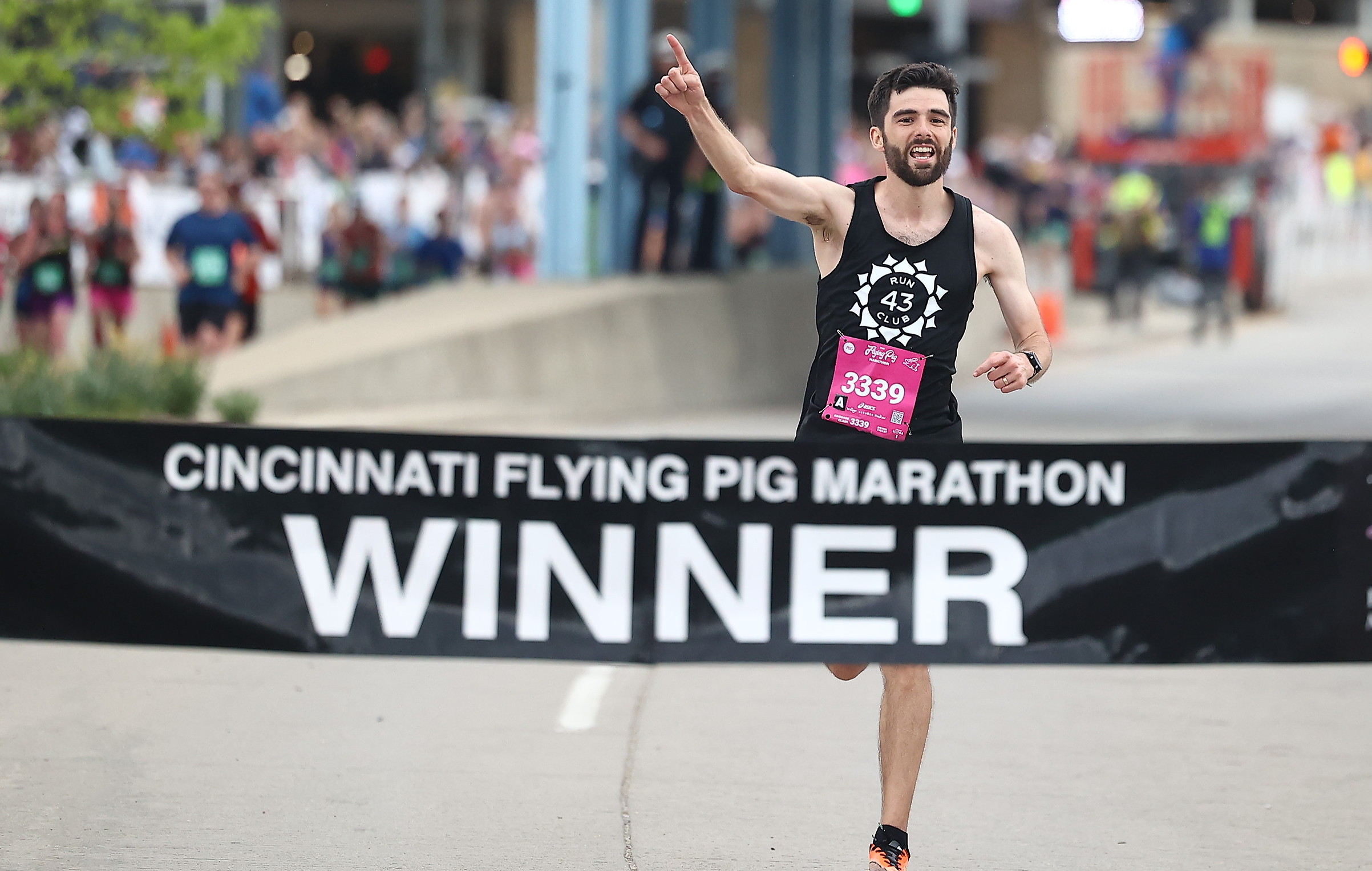 24th Running of the Flying Pig Marathon Weekend Celebrates Hometown