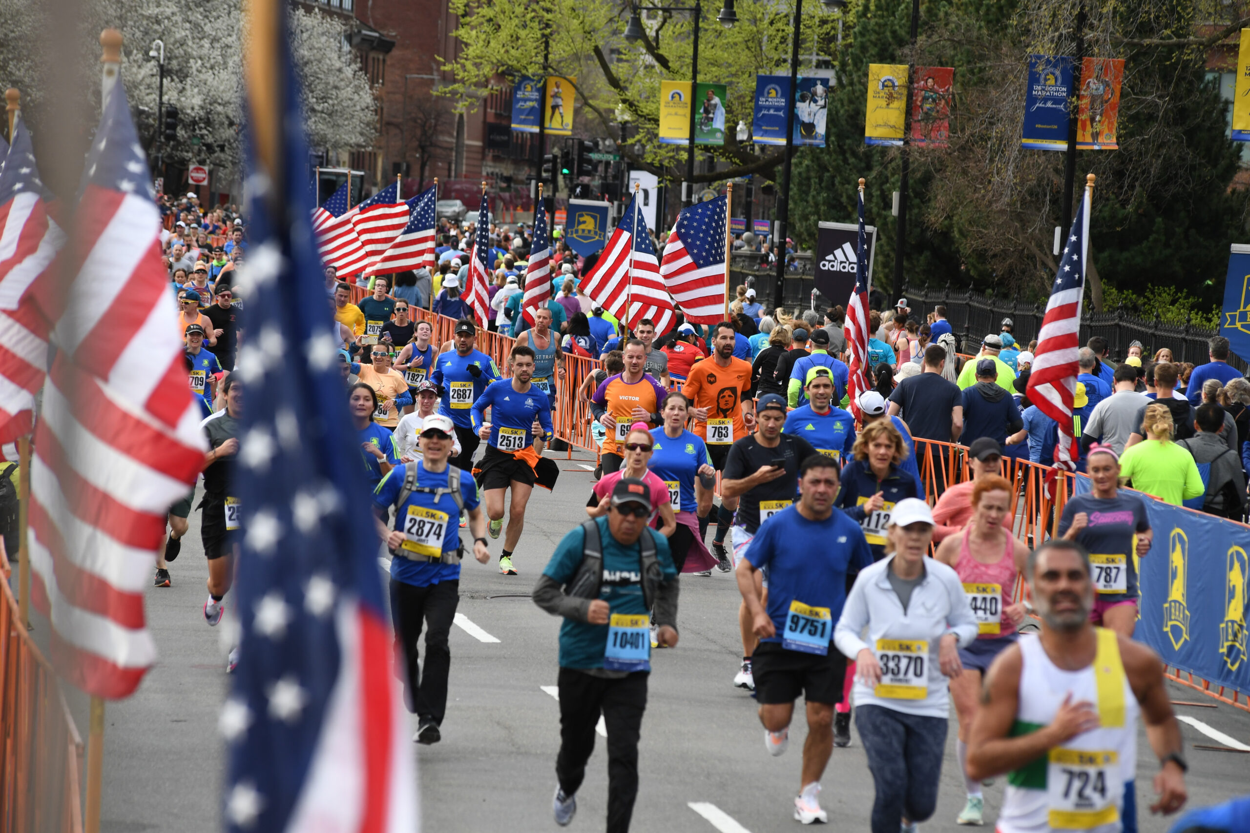 Global Medalists, Returning Champions Highlight Professional Fields for